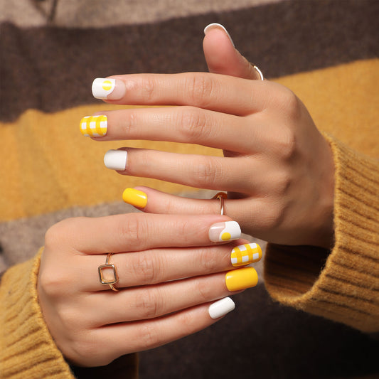 LICK NAILS Rubber Finish Yellow Printed & Glitter Press on Nails